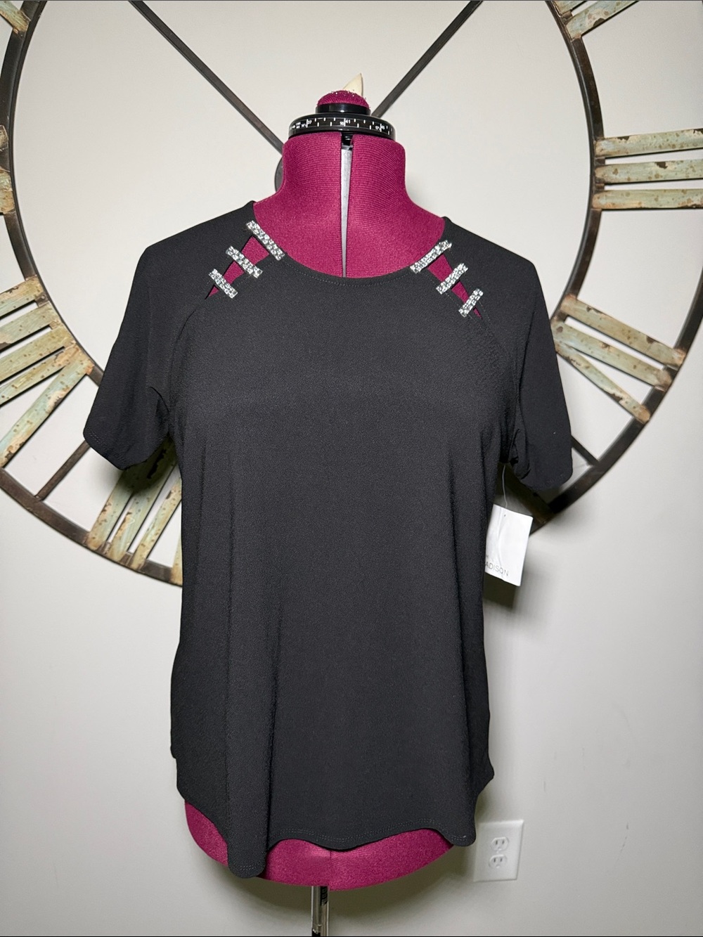89th + Madison Black Short-Sleeve Women's Top with Shoulder Embellishments New